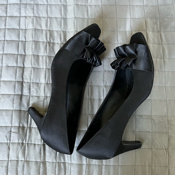 Vaneli Shoes | Open Toe Black Pumps Size 9 M - Picture 3 of 5
